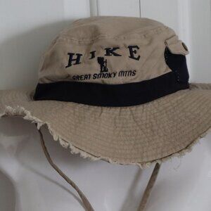 Hike Great Smoky Mountains Bucket/Sun Hat Frayed Edges Side pocket Size M